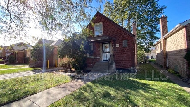 Building Photo - 10628 S. Green