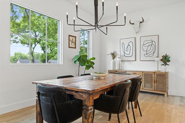 Foto del edificio - 2212 Ridge Crest Dr
