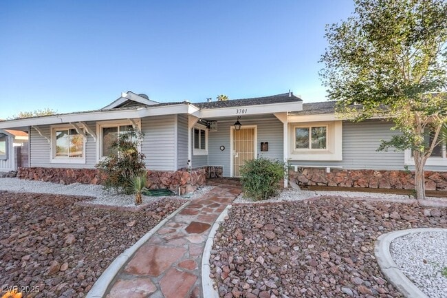 Foto del edificio - 3701 Pyramid Dr