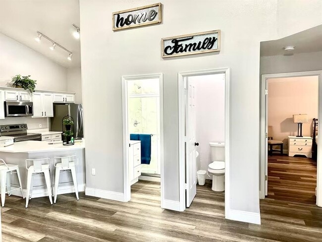 Foto del edificio - 626 Eagle Pointe S