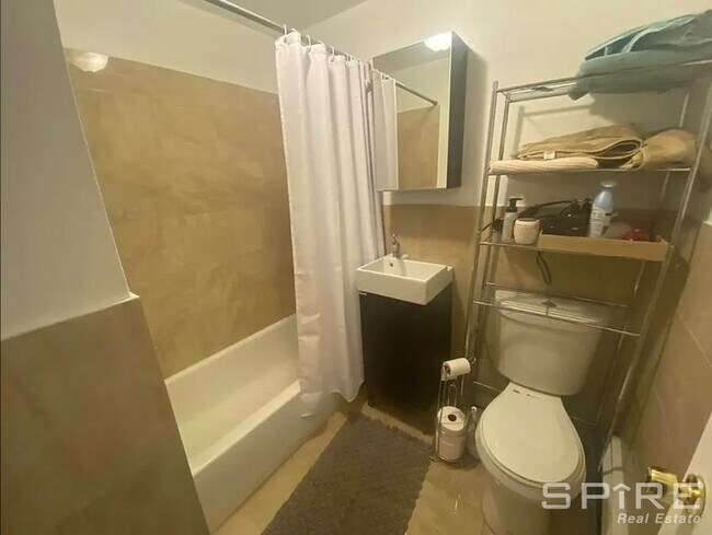 Foto del edificio - 2 bedroom in NEW YORK NY 10009