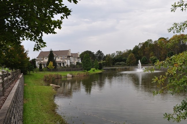 Building Photo - Old Farm Village at Panther Valley