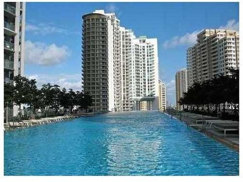 Building Photo - 475 Brickell Ave