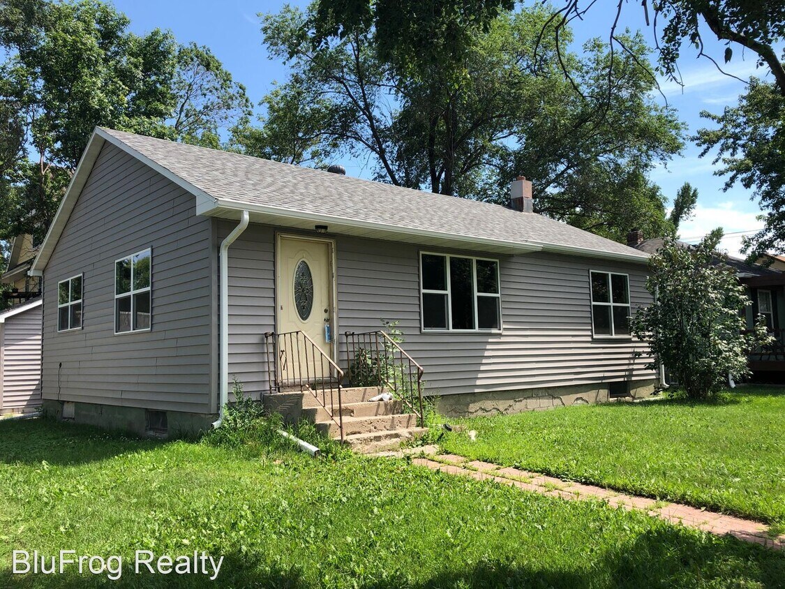 Primary Photo - 3 br, 1 bath House - 224 5th Ave NE