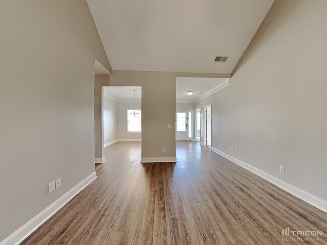 Foto del edificio - 402 Cranbrooke Dr