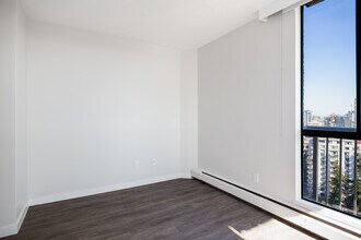 Building Photo - 1265 Burnaby St