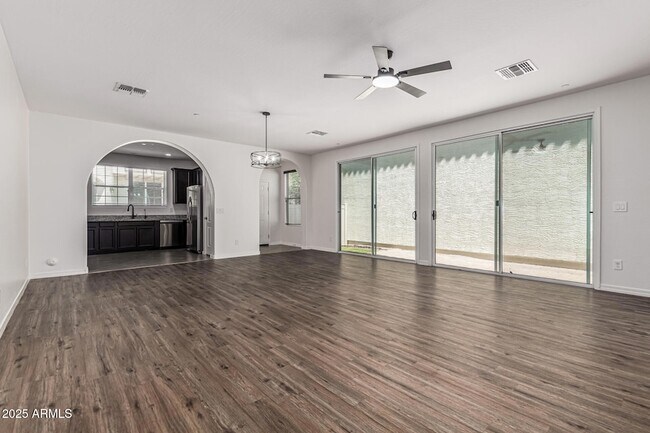 Foto del edificio - 29031 N 125th Ln