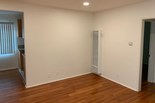 Foto del edificio - 424 W Wilson Ave