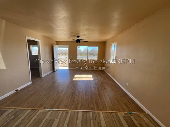 Foto del edificio - 24427 S Chrisman Rd