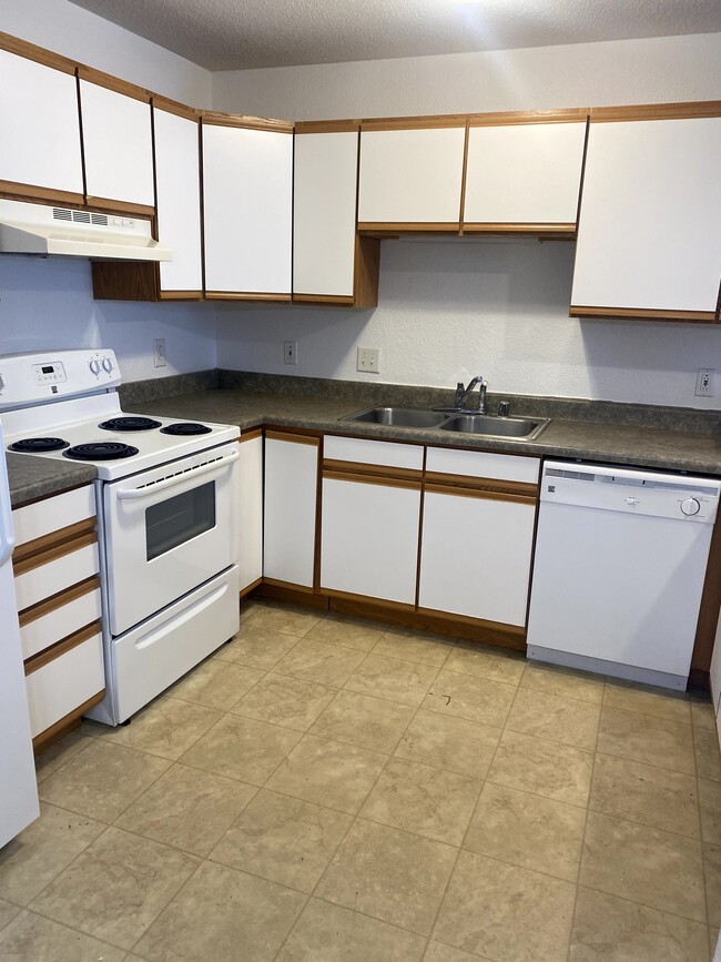 Cocina - Oakwood Terrace Apartments