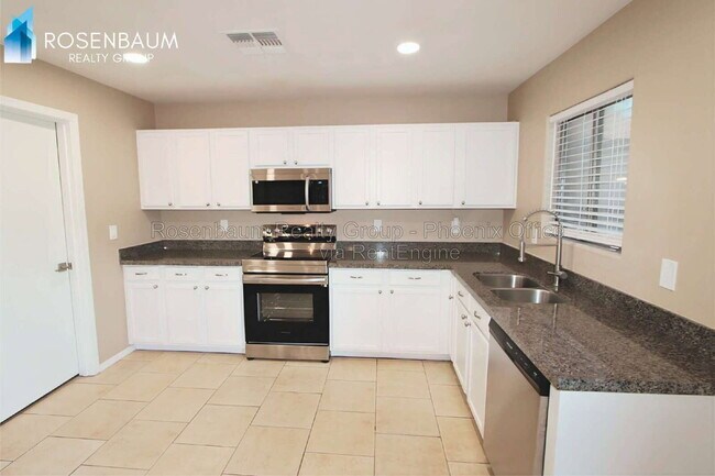 Foto del edificio - 1746 E Desert Moon Trail