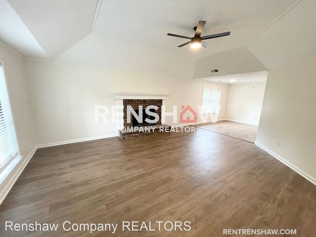 Building Photo - 3 br, 2 bath House - 5850 Pecan Trace