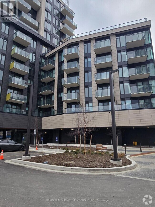 Building Photo - 3006-3006 William Cutmore Blvd