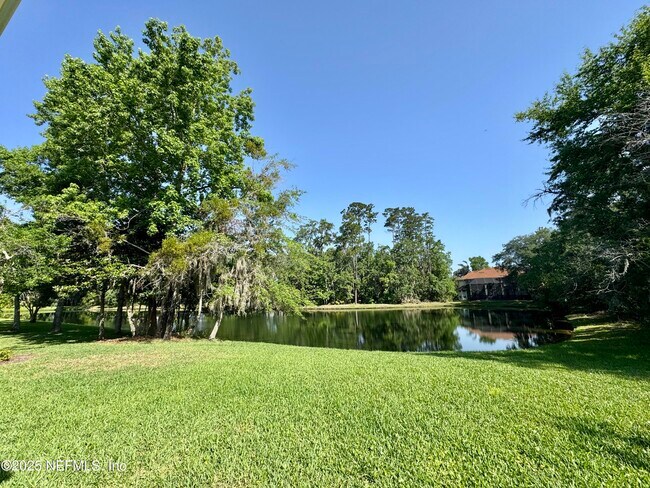 Foto del edificio - 1478 Walnut Creek Dr