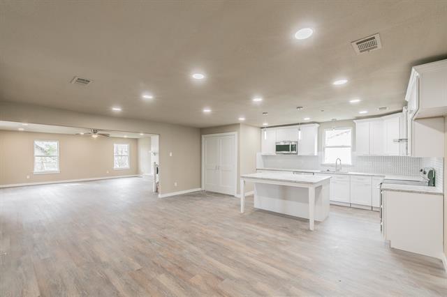 Building Photo - 4002 Princeton Dr