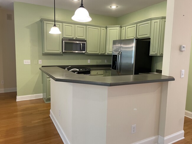 Building Photo - 129 Glen Haven Cir