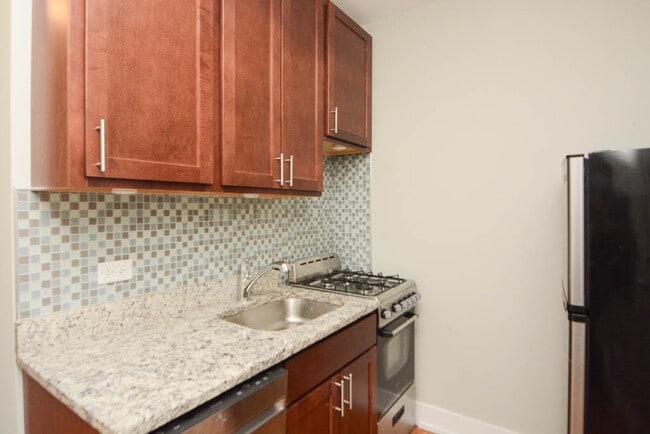 Foto del edificio - 2915 N Mildred Ave