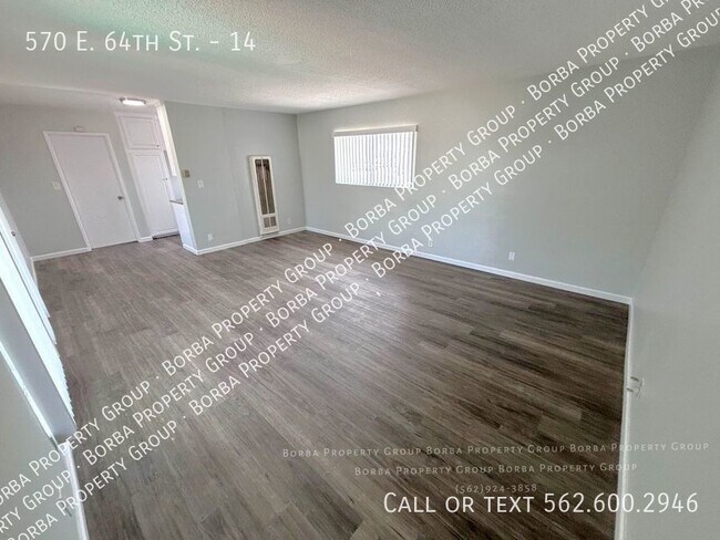 Building Photo - 1 BEDROOM | 1 BATHROOM APARTMENT WITH ONE ...