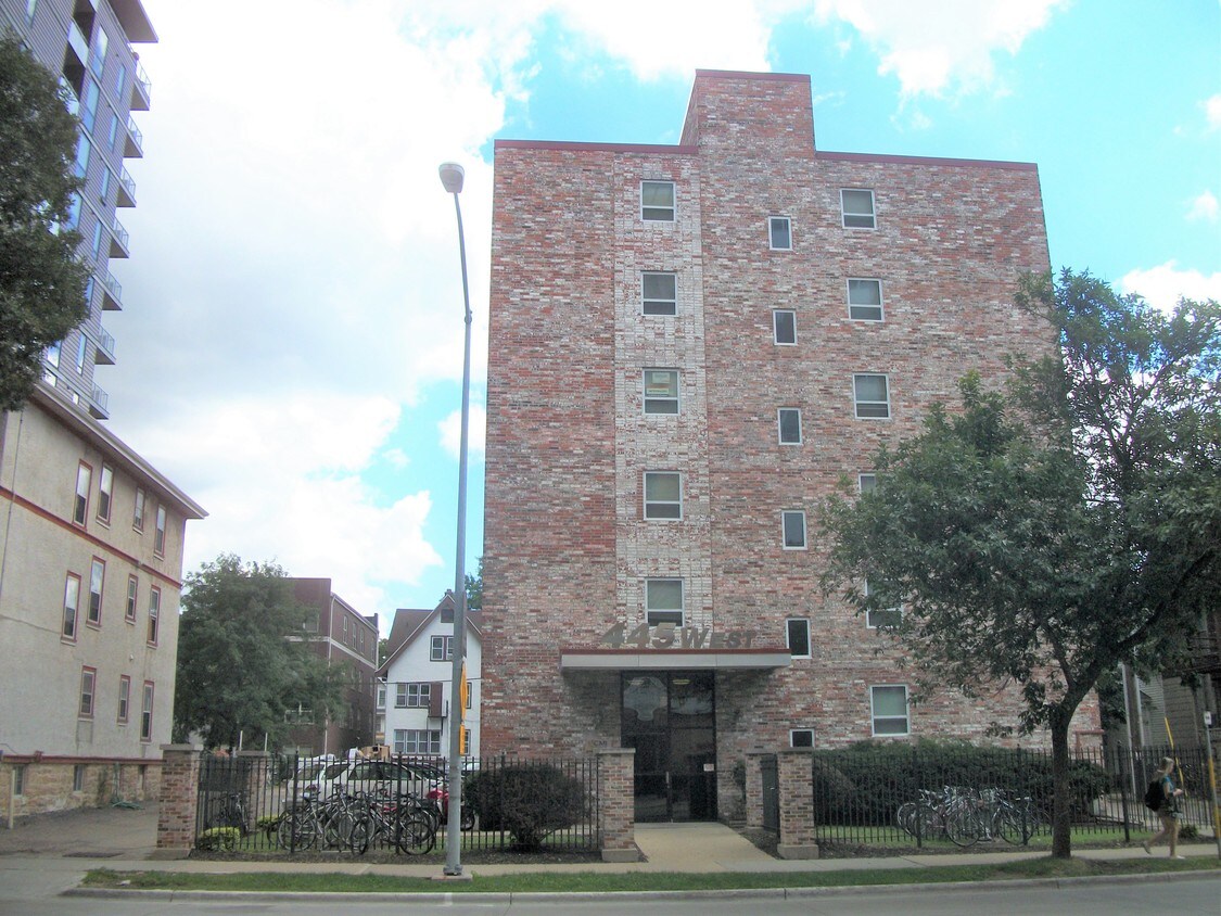 445 W Johnson St Apartments 445 W Johnson St Madison, WI