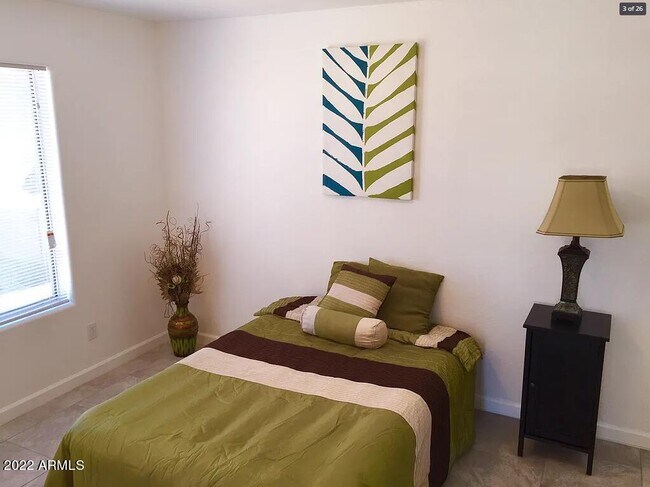 Foto del edificio - 1052 N Colorado St