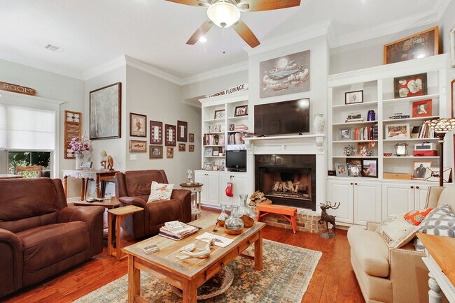 Foto del edificio - Home for Lease