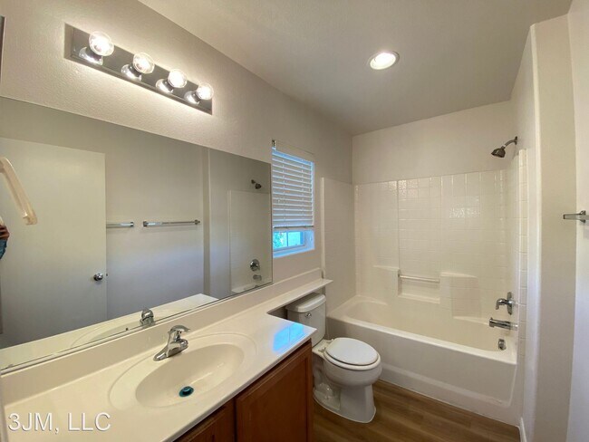 Building Photo - 3 br, 2.5 bath House - 4027 Open Door Dr
