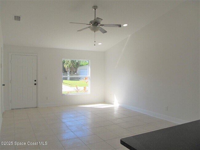 Foto del edificio - 551 Poplar St SE