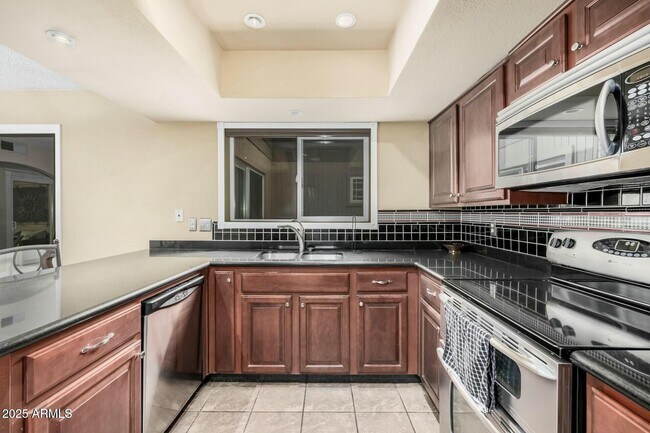 Foto del edificio - 938 N 85th St