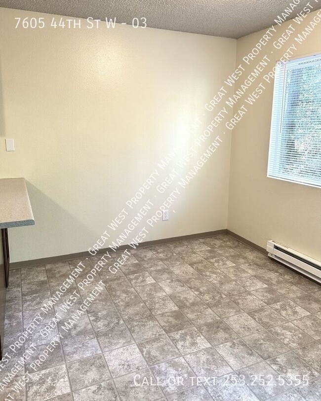 Foto del edificio - 7605 44th St W