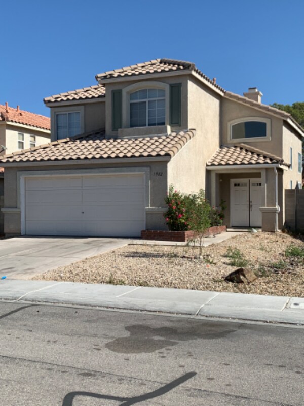 Primary Photo - 5902 Rose Sage St