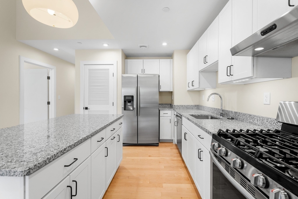 Foto principal - 2489 Washington St
