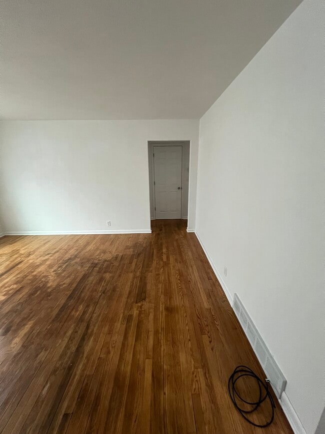 Living room - 5024 N 84th St