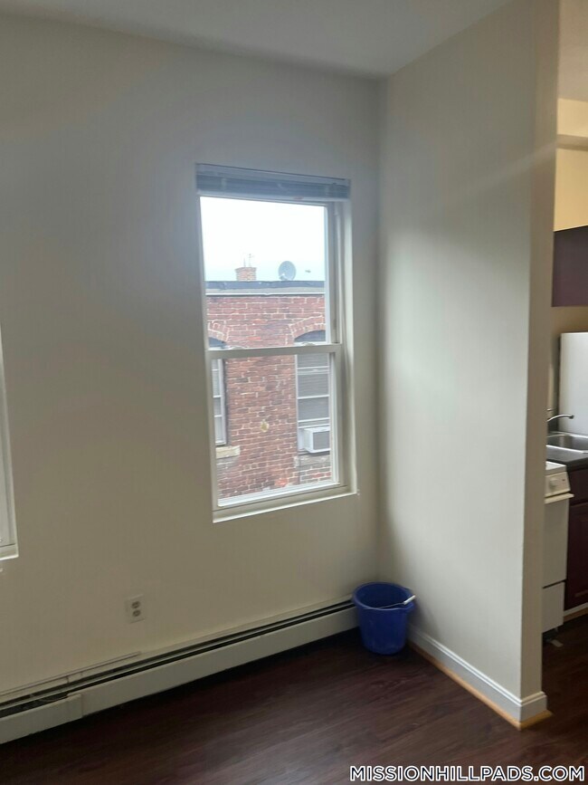 Building Photo - 59 S Huntington Ave