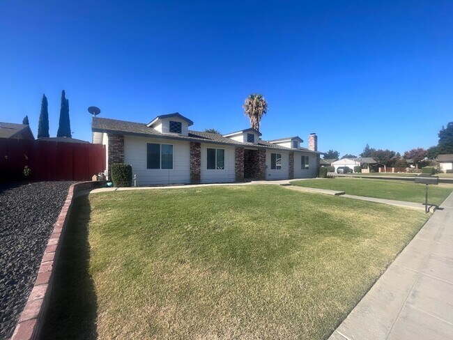 Foto del edificio - 1023 W Evergreen Ct