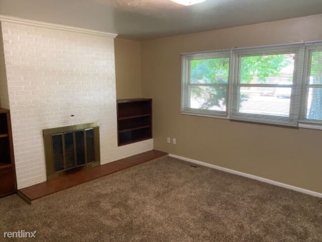 Building Photo - 4 br, 4 bath House - 1200 Del Mar St