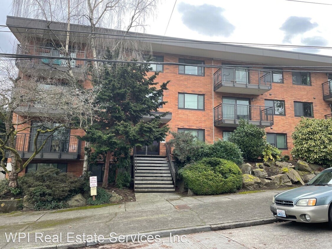 911 N 73rd St, Seattle, WA 98103 House Rental in Seattle, WA