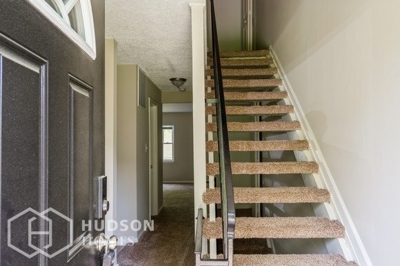 Building Photo - 146 Daimler Dr
