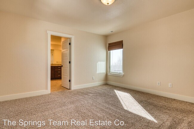 Building Photo - 4 br, 3.5 bath House - 287 Ironclad Lane