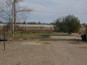 Building Photo - 2266 Scott Dr