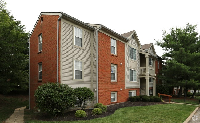 Paragon Mill Condominiums Apartments for Rent Burlington