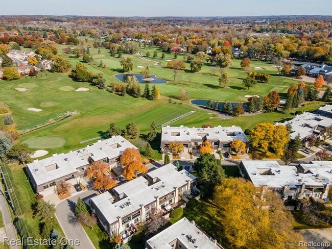 Foto del edificio - 1237 Oakwood Ct