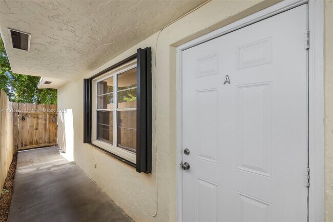 Foto del edificio - 2033 Dewey St