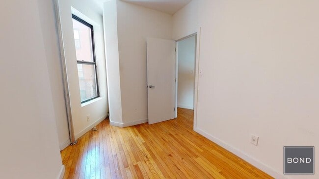 Foto del edificio - 312 E 91st St