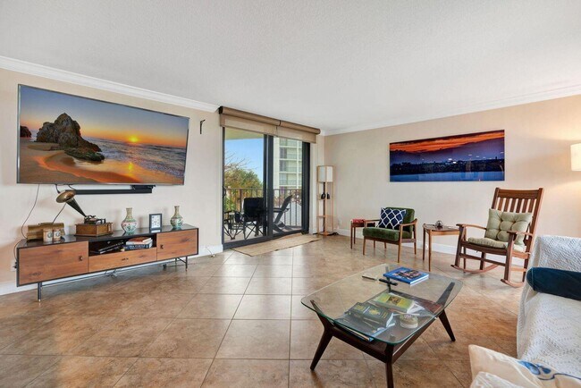 Foto del edificio - 5420 N Ocean Dr