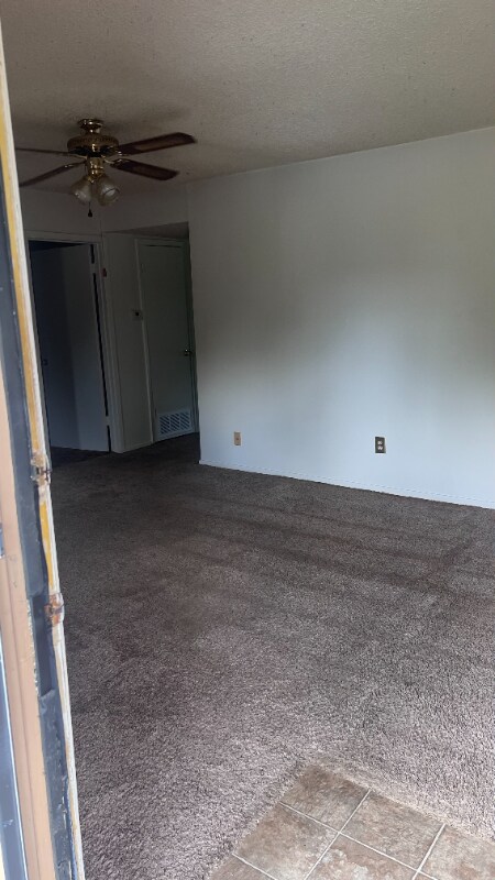 Foto del edificio - 1516 N Spring St