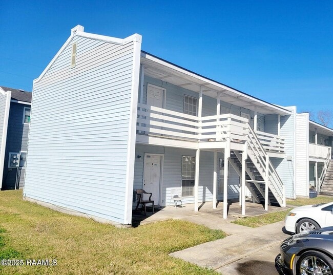 Building Photo - 103 Brutus Dr
