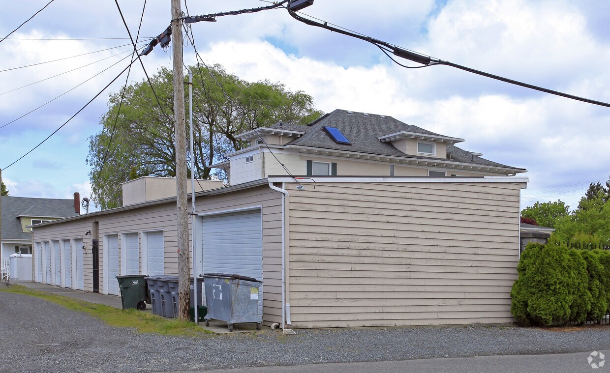 Foto del edificio - 2602 Everett Ave
