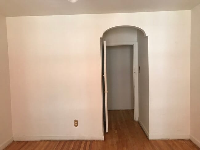 1 Bedroom - 2444 N 50th St
