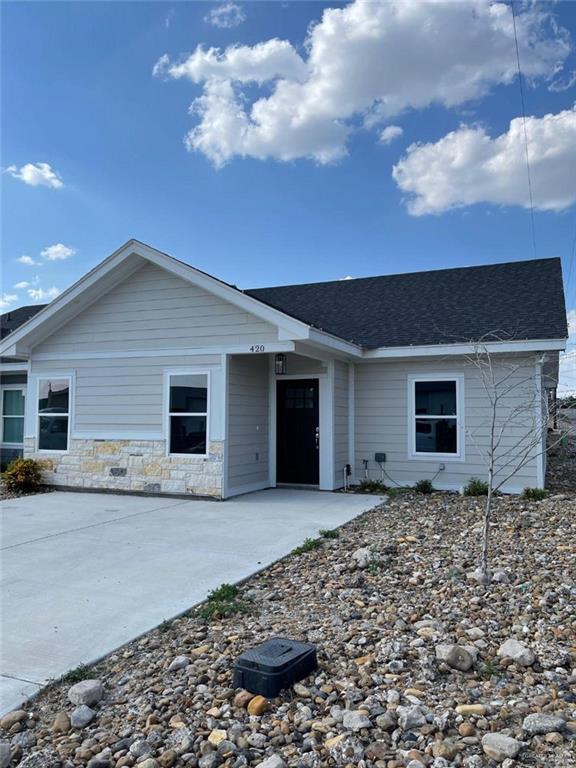 Foto del edificio - 20-3 1/2 3 1/2 St