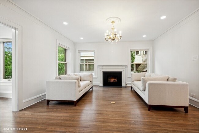 Building Photo - 1106 Judson Ave